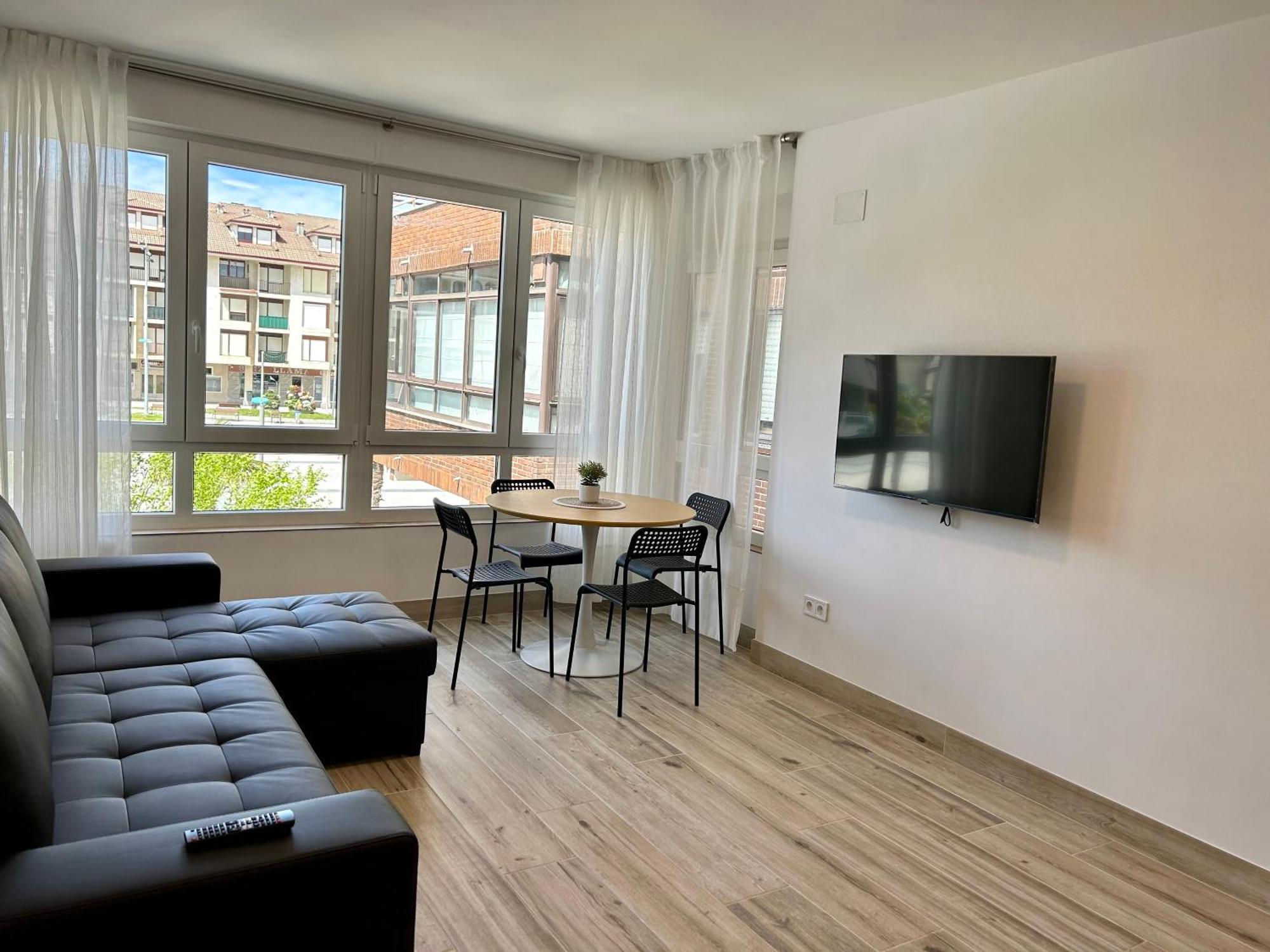 Apartamento Plaza De La Villa Playa Trengandin 诺哈 外观 照片